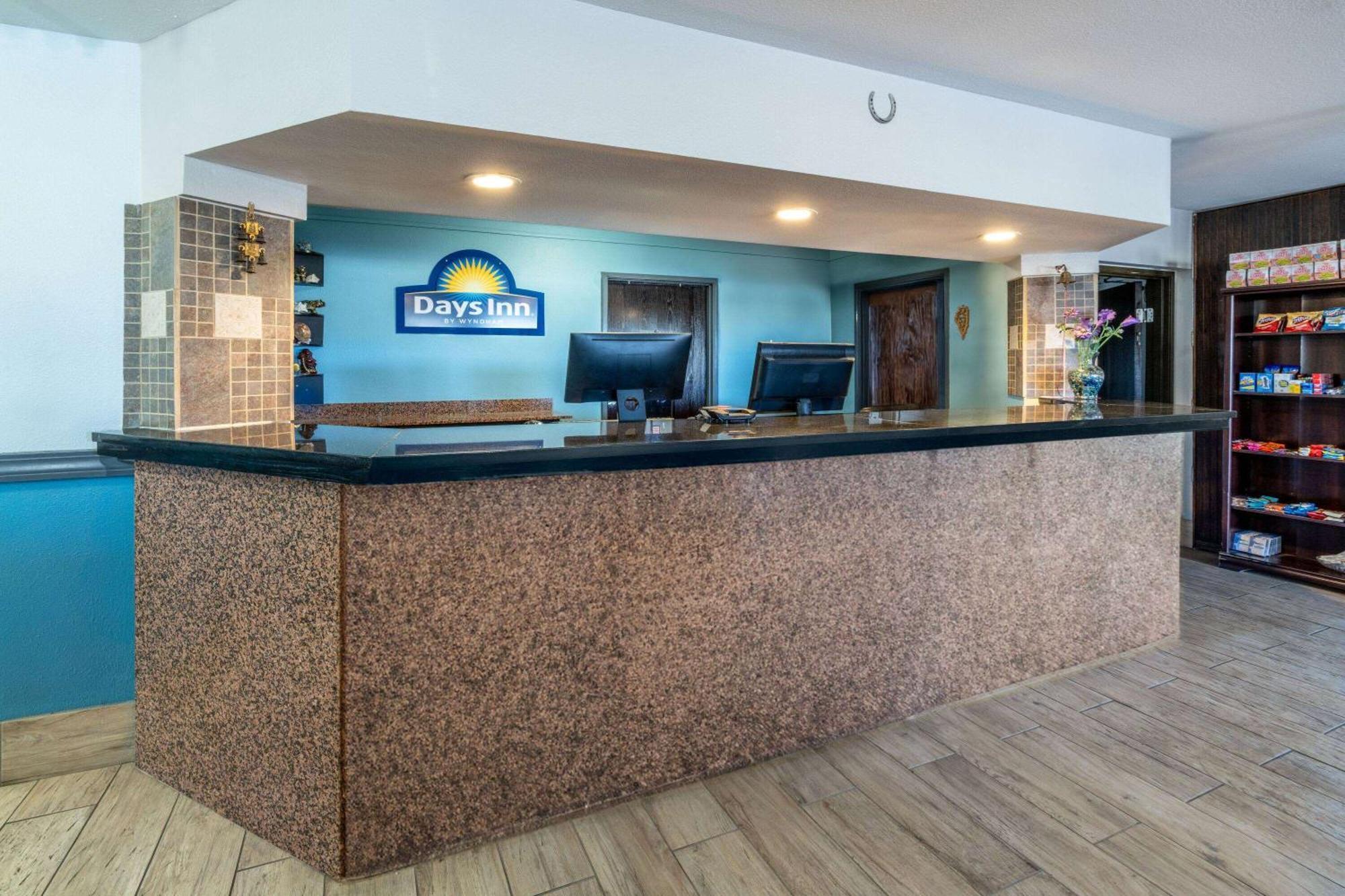Days Inn By Wyndham Lamar Buitenkant foto